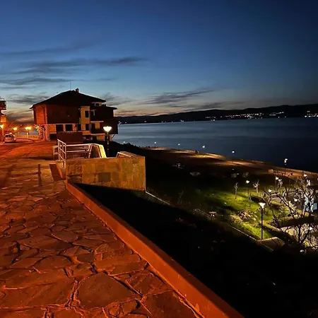 Elea Lägenhetshotell 4*