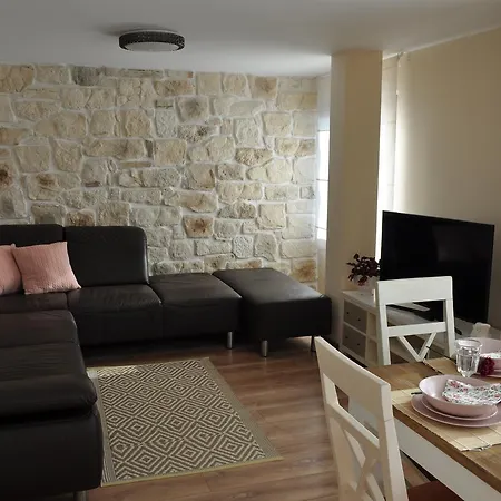 Aparthotel Elea