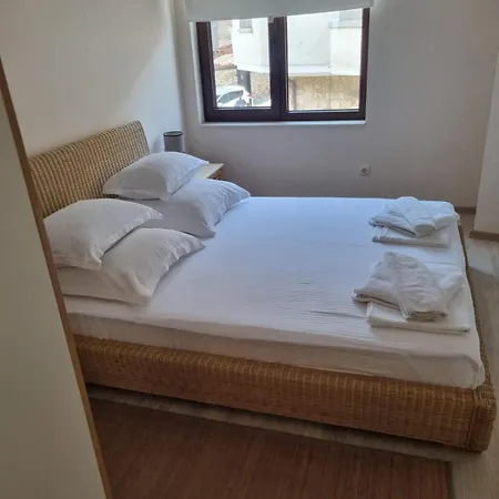 Elea Lägenhetshotell 4*