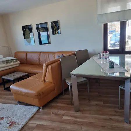 アパートホテル Elea